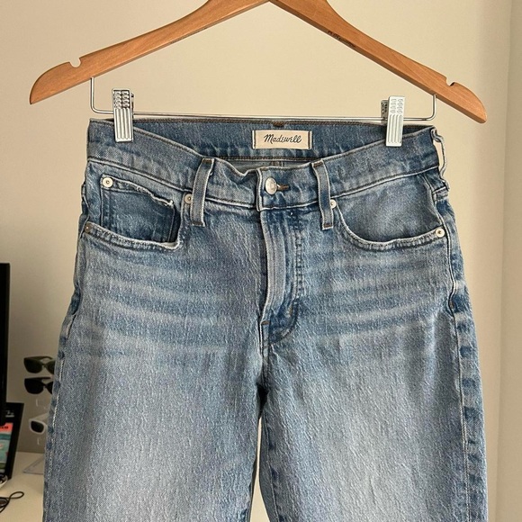 Sold - Picture 3 of 7